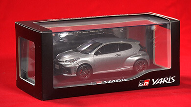 トヨタ GRヤリス オリジナル1/30 ミニカー（