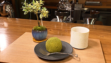サイフォンの魅力を堪能 新感覚カフェ(伝統×革新! 一杯にこめられた美学)