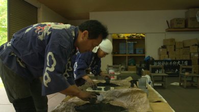 花火作り（阿智村上清内路諏訪神社）