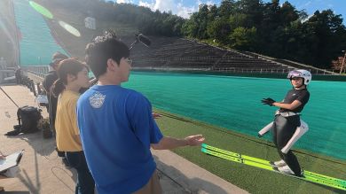 藤森慎吾の信州観光協会　白馬村　樋口日奈　高校生　ジャンパー