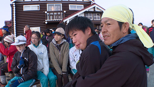 みんな一緒に!107人と行く学校登山【後編】(駅テレ)