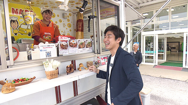 ナパ キッチンカー・吉田アナ|絶品をお届け!移動販売グルメ集合