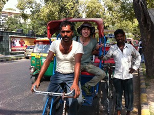 インド漂流～混沌の大地に信州人を訪ねて～