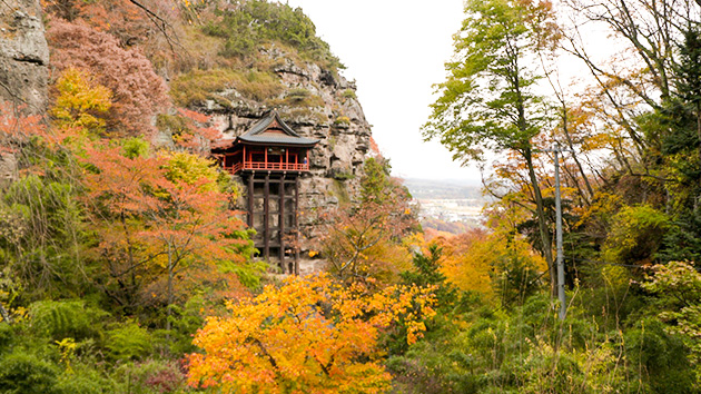 釈尊寺（布引観音）｜晩秋の小諸で紅葉と歴史を訪ねる（いいね！信州スゴヂカラ）