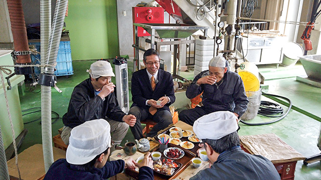 大久保醸造店｜時間が作るおいしさ～職人魂の醤油 ～