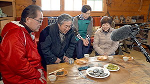 小海町の凍み餅｜暮らしの知恵！？信州 冬の食文化