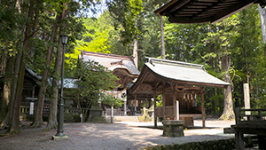 矢彦神社｜境目だらけの町・辰野を行く