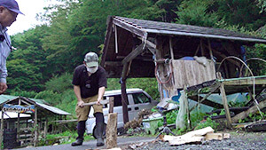 巻き割り・山村民泊あたらしや｜泊まってみたらホントにスゴかった！