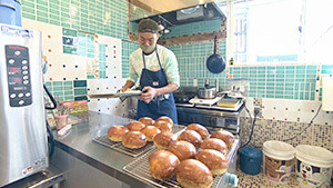 でんぞう商店（長野市）｜イマドキとびっきりバーガー