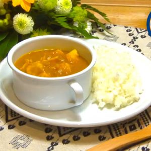 トマトチキンカレー（7月4日 水曜 よる6時55分）