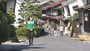 中山道の宿場町 妻籠宿・大槻瞳（abnアナウンサー）｜コロナ禍を明るく！癒やしの看板ワンコ＆ニャンコ