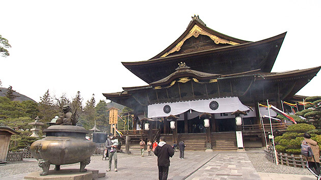 善光寺｜いよいよはじまる！御開帳＆御柱祭 ～開店ラッシュで生まれ変わる善光寺門前～