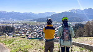 絶景（ヤジマリー。さん 上野眞奈美さん）｜春の行楽！芸人 ヤジマリー。がE-BIKEで北信濃へGO！