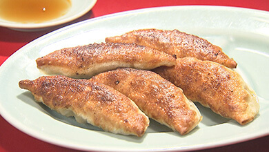 特大餃子（俵屋飯店）｜視聴者参加型 口コミグルメ ココに行ったらコレ食べて！！