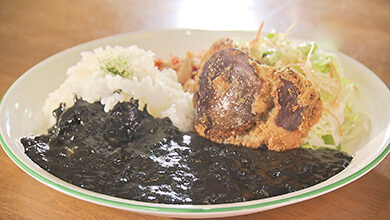 カフェ陣屋（黒姫の里 陣屋ブラックカレー）｜パンタグラフがE-bikeで新緑薫る北信濃へ！（2025年5月17日）