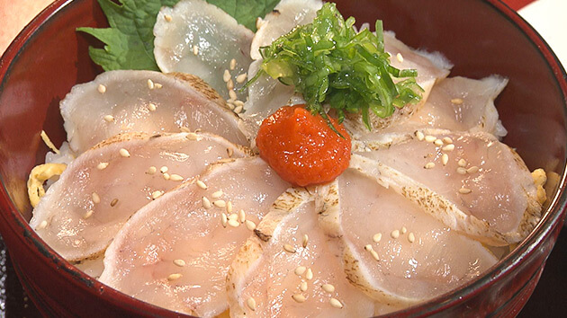 輪島ふぐの炙り丼(芽吹 / 石川県輪島市マリンタウン)行って応援!冬の能登旅 楽しみ方いっぱい!