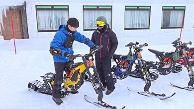 電動スノーバイク e-SNOW BIKE（志賀高原焼額山スキー場 / 山ノ内町）