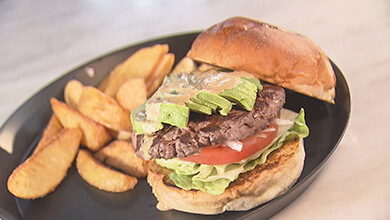 軽井沢店限定・信州峯村牛パティ（バーガーマニア・軽井沢町）