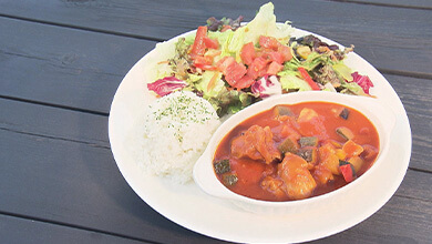 チキンのトマト煮込み・ねまるちゃテラス（大町市）