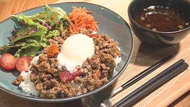 ガパオライス（勢登家・上田市）